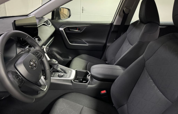 Toyota RAV 4 Comfort Style 2.5 Hybrid 2x4