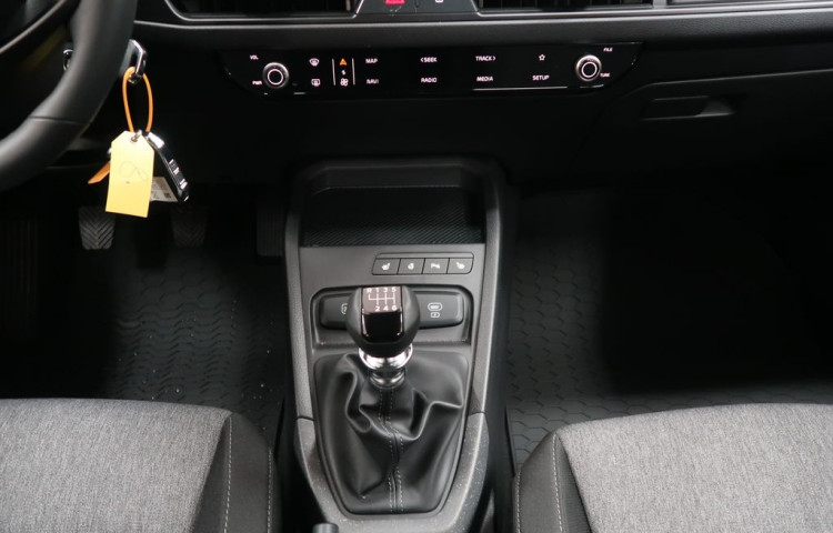 KIA Stonic SPIN - K odběru IHNED