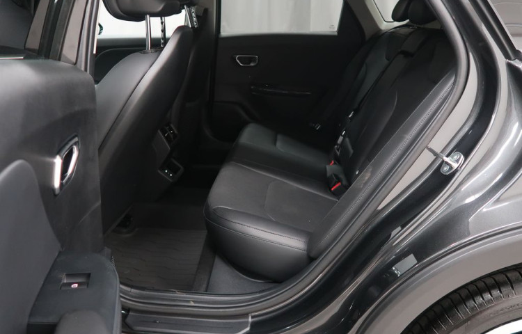 KIA K4 TOP - K odběru IHNED