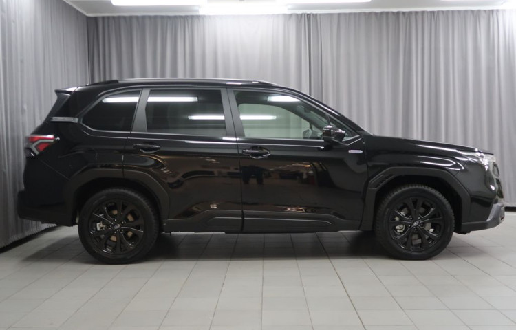 Subaru Forester TOURING 4X4. Dodání květen.