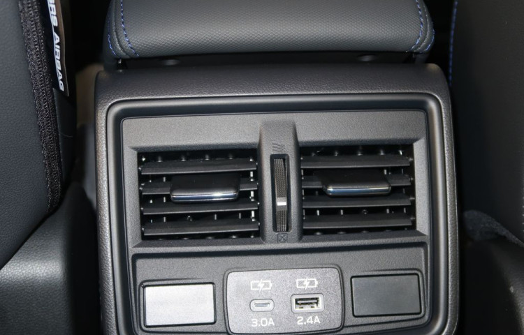 Subaru Forester Active 4X4 AWD. REZERVACE.