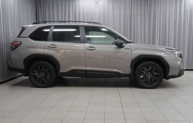 Subaru Forester FIELD 4X4 AWD. Dodání květen.