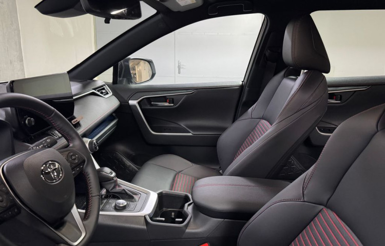 Toyota RAV 4 SELECTION  2.5 Plug -in Hybrid