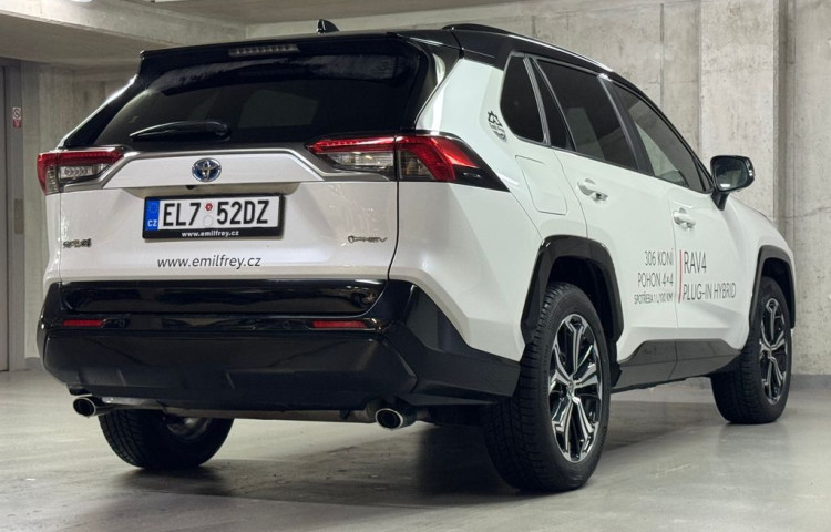 Toyota RAV 4 SELECTION  2.5 Plug -in Hybrid