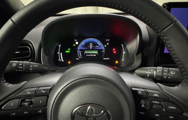 Toyota Yaris Cross STYLE 1.5 Hybrid FWD 116k