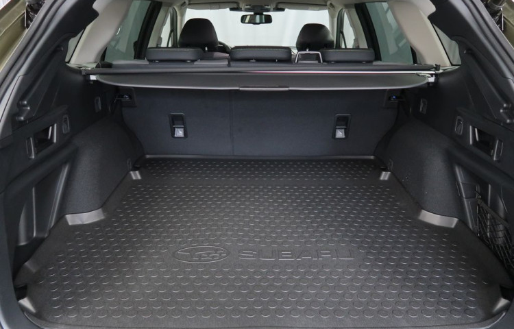 Subaru Outback 4X4 AWD FIELD. K odběru ihned.