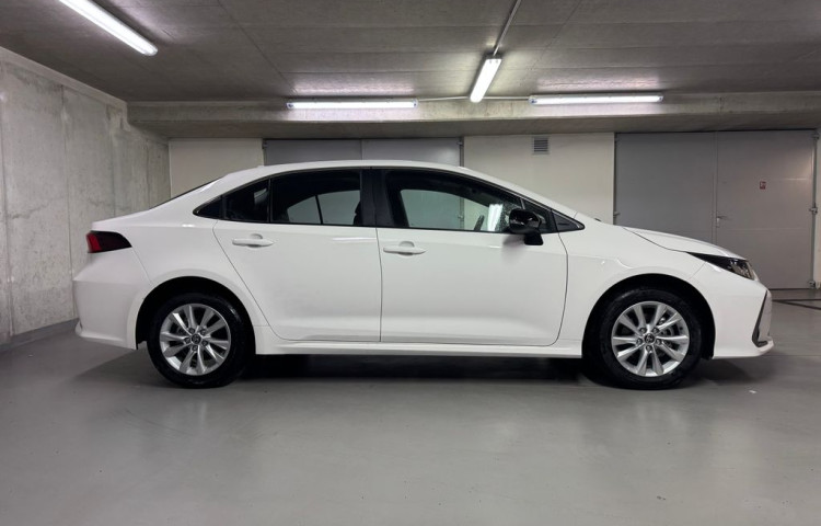 Toyota Corolla COMFORT 1,8 Hybrid (140 k), CV