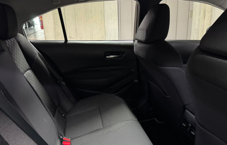 Toyota Corolla COMFORT 1,8 Hybrid (140 k), CV