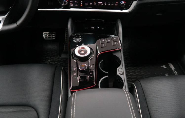 Kia Sportage GT-line 4x4 - K odběru IHNED