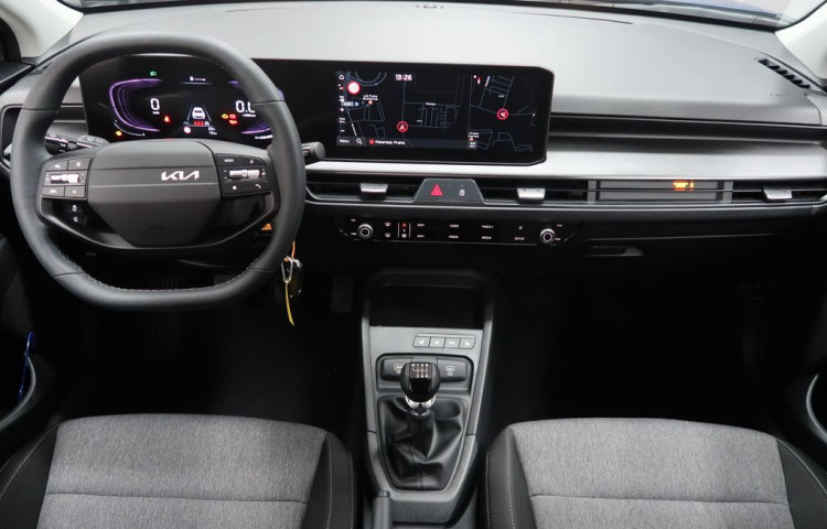 KIA Stonic SPIN - K odběru IHNED