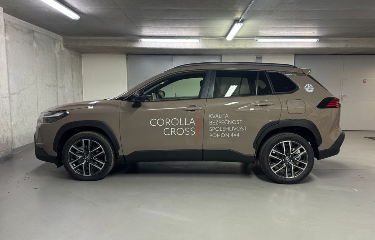 Toyota Corolla Cross STYLE 1.8 Hybrid (140 k) Style
