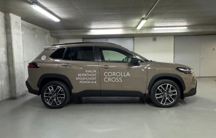 Toyota Corolla Cross STYLE 1.8 Hybrid (140 k) Style