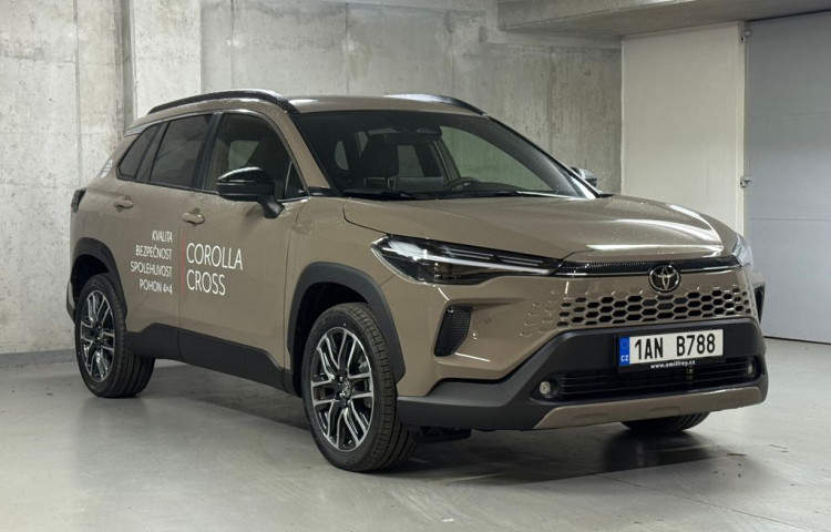 Toyota Corolla Cross STYLE 1.8 Hybrid (140 k) Style