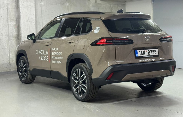 Toyota Corolla Cross STYLE 1.8 Hybrid (140 k) Style