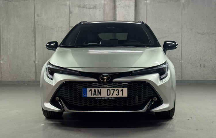 Toyota Corolla GR SPORT Dynamic 2.0 Hybrid