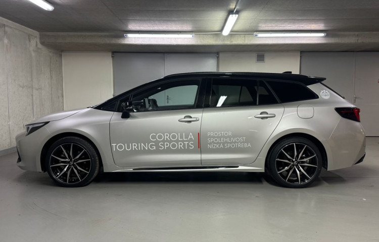 Toyota Corolla GR SPORT Dynamic 2.0 Hybrid