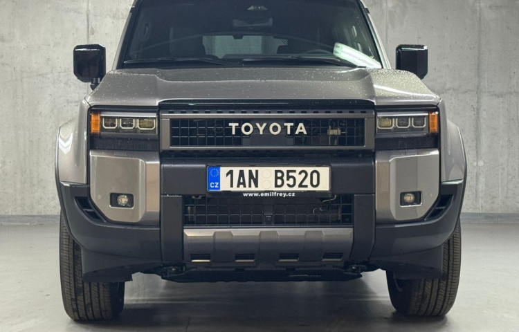 Toyota Land Cruiser Executive 2.8L Diesel 48V MHEV