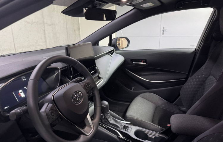 Toyota Corolla Comfort Tech