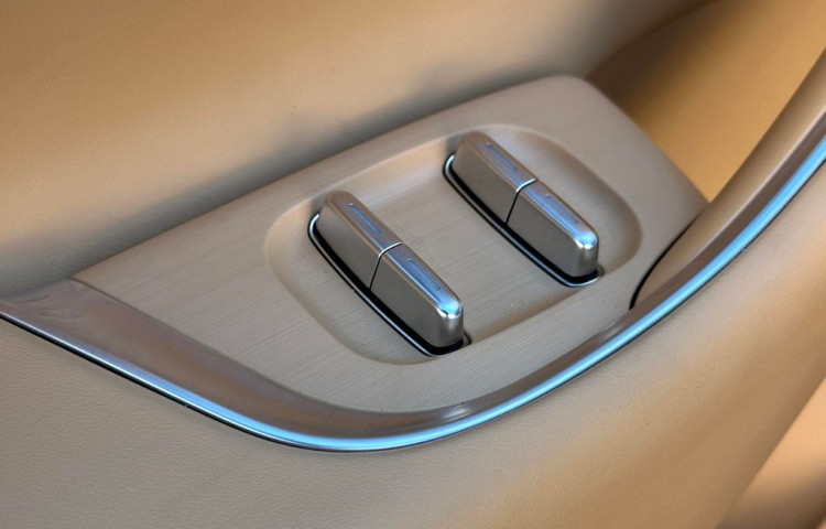 Leapmotor C10 REEV Design Hybrid EV (REEV)