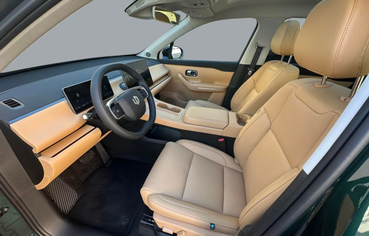 Leapmotor C10 REEV Design Hybrid EV (REEV)