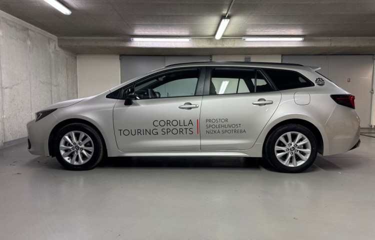 Toyota Corolla Comfort Tech 1.8 Hybrid e-CVT