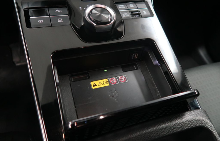 Subaru Solterra EXECUTIVE 4X4. Služební vůz.