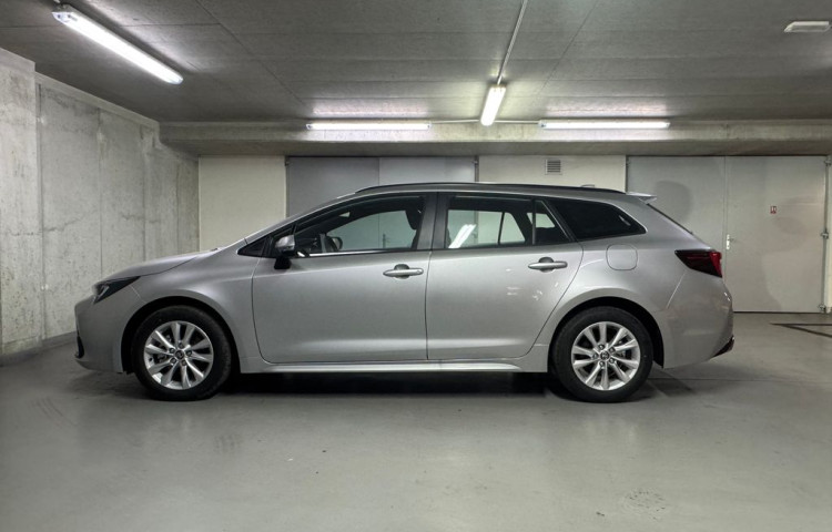 Toyota Corolla Comfort Tech 1.8 Hybrid e-CVT