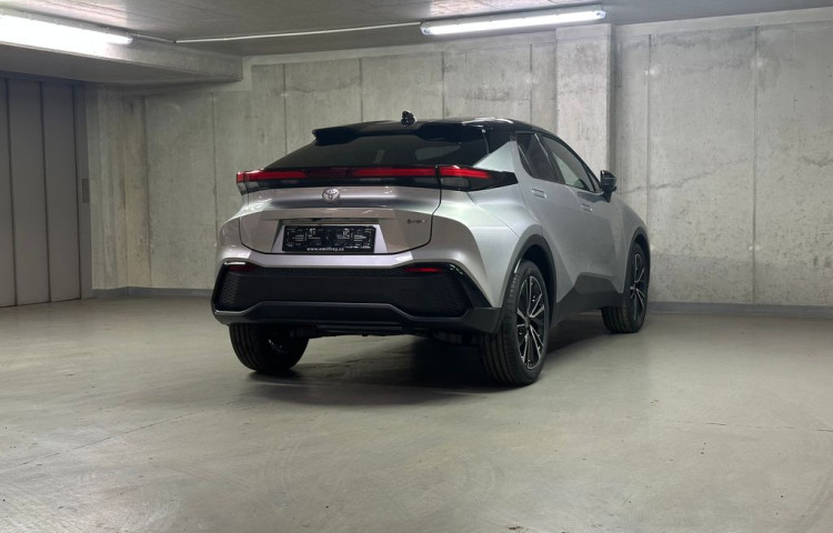 Toyota C-HR Executive 1.8 Hybrid 90kW E-CV
