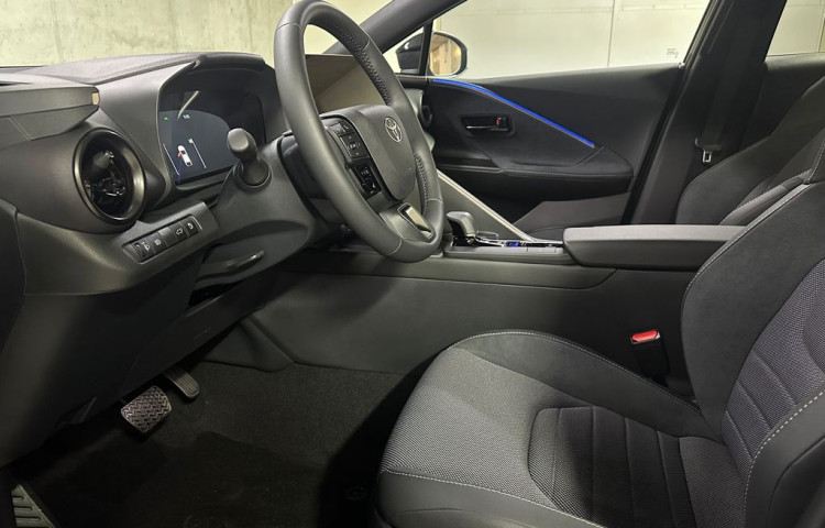 Toyota C-HR Executive 1.8 Hybrid 90kW E-CV