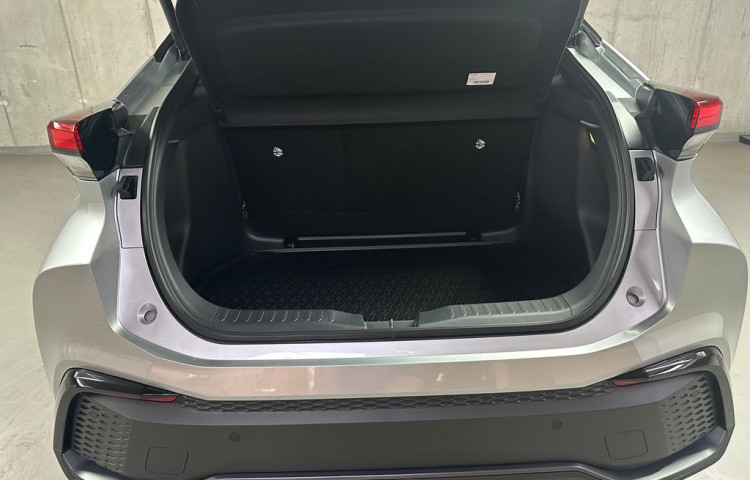 Toyota C-HR Executive 1.8 Hybrid 90kW E-CV