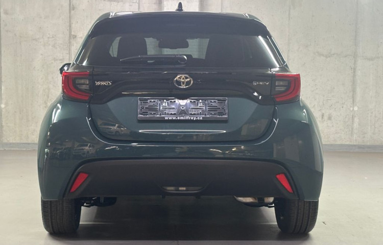Toyota Yaris STYLE 1.5 Hybrid e-CVT STYLE