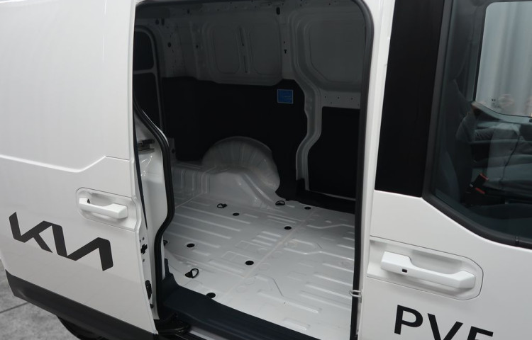 Kia PV5 Cargo  PLUS-K odběru od 10/2026