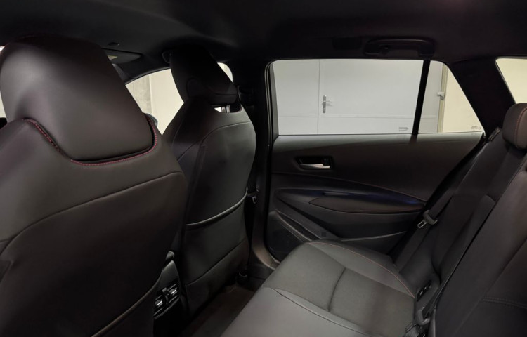 Toyota Corolla GR SPORT  1.8 Hybrid e-CVT GR