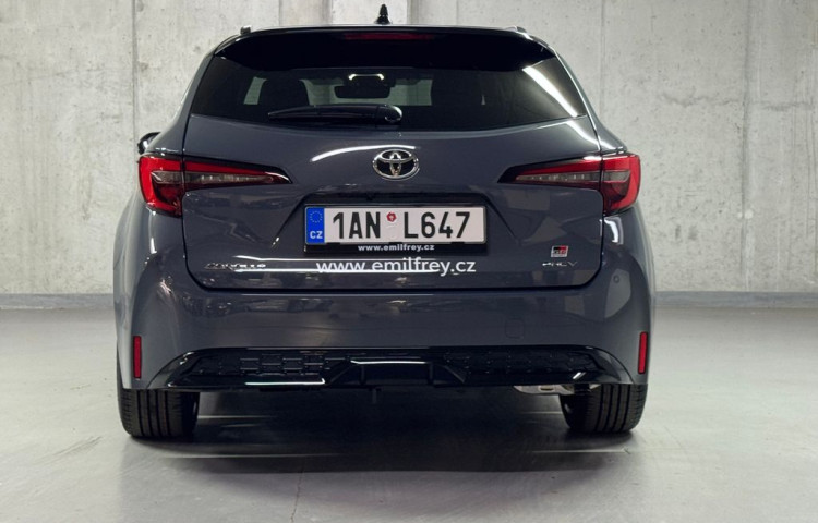 Toyota Corolla GR SPORT  1.8 Hybrid e-CVT GR
