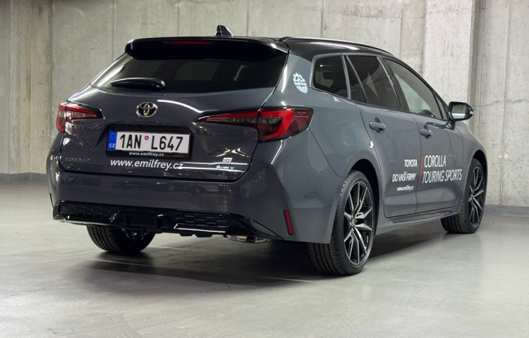 Toyota Corolla GR SPORT  1.8 Hybrid e-CVT GR