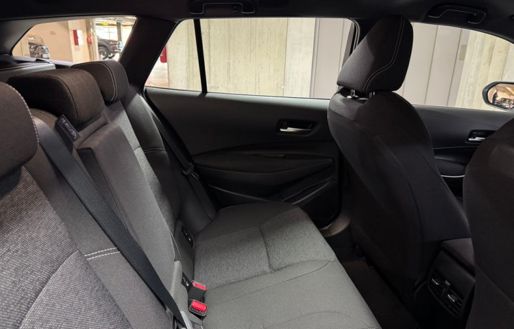 Toyota Corolla Comfort Tech 1.8 Hybrid e-CVT