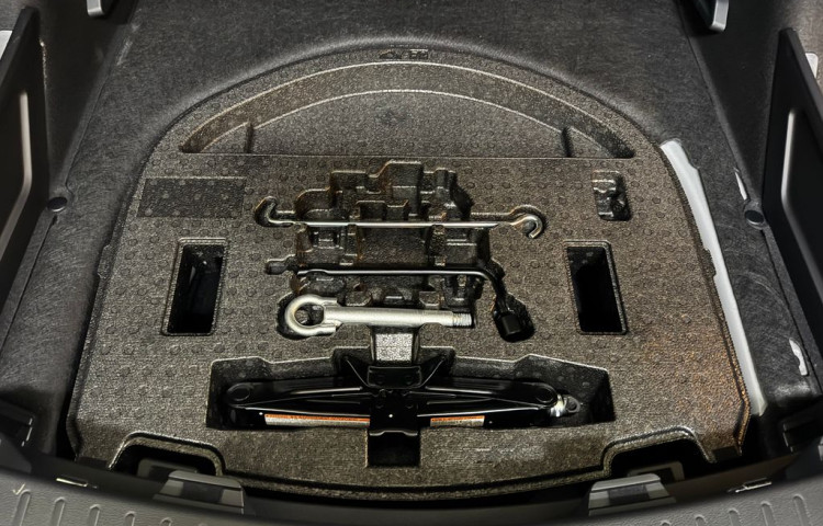 Toyota Corolla Comfort Tech 1.8 Hybrid e-CVT