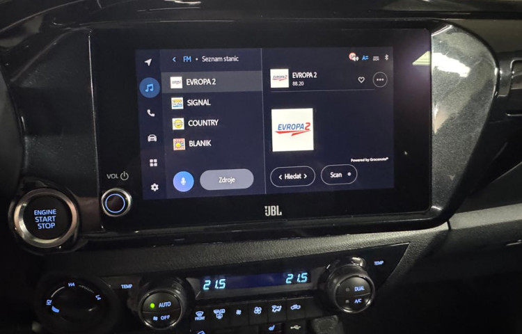 Toyota Hilux Invincible 2.8 Double Cab AT