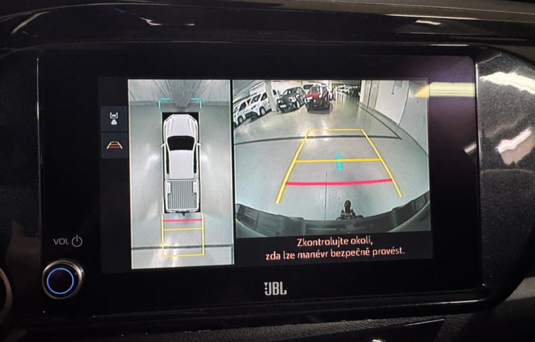 Toyota Hilux Invincible 2.8 Double Cab AT