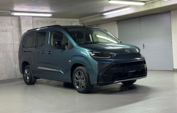 Toyota ProAce City Verso VIP 7 míst 1,5 AT Long