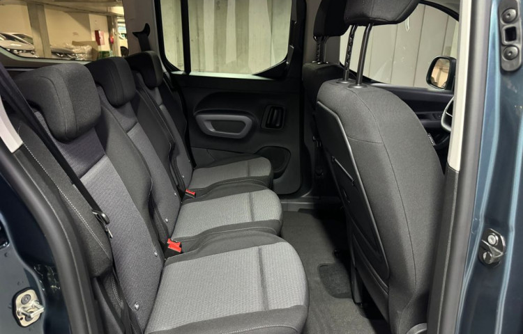 Toyota ProAce City Verso VIP 7 míst 1,5 AT Long