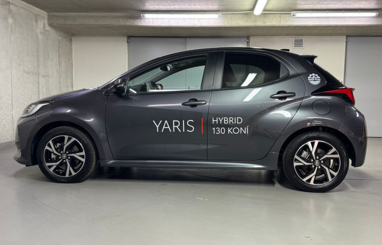 Toyota Yaris STYLE 1.5 Hybrid e-CVT STYLE