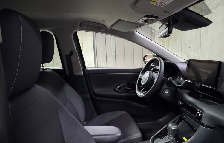 Toyota Yaris STYLE 1.5 Hybrid e-CVT STYLE