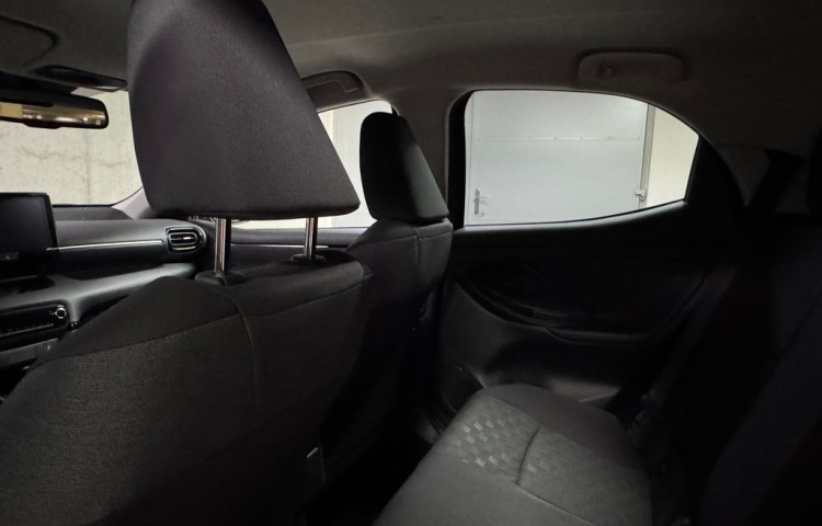 Toyota Yaris STYLE 1.5 Hybrid e-CVT STYLE