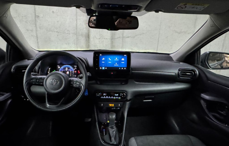 Toyota Yaris STYLE 1.5 Hybrid e-CVT STYLE