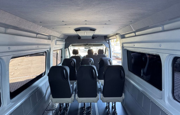 Toyota ProAce 9 míst Active  Multimedia L3H2