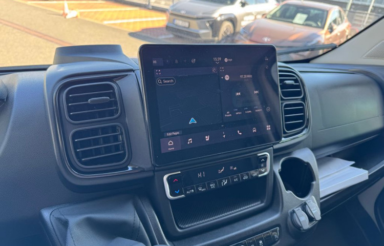 Toyota ProAce 9 míst Active  Multimedia L3H2