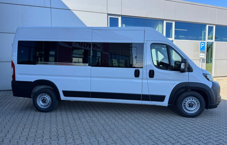 Toyota ProAce 9 míst Active  Multimedia L3H2