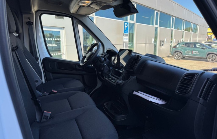 Toyota ProAce 9 míst Active  Multimedia L3H2