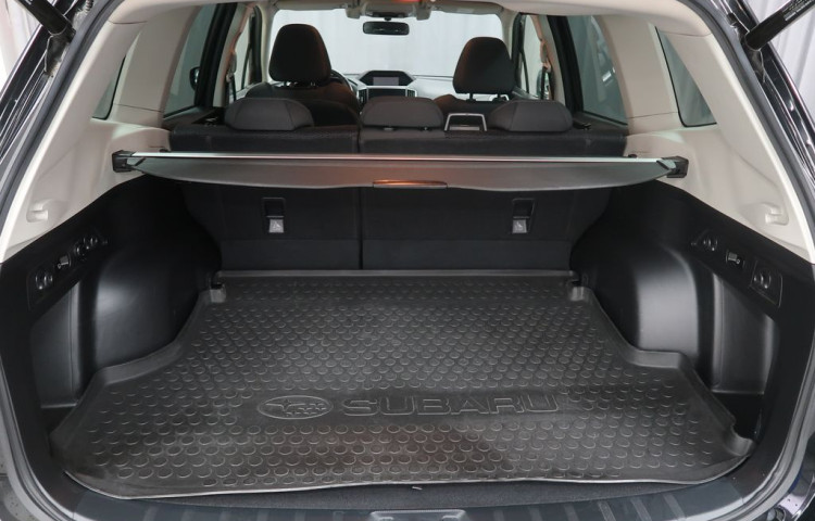 Subaru Forester 2.0Hybrid,CZ,1Maj,Comfort,4x4